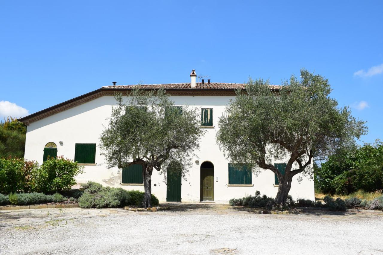 Borghetto Country Apartments Saludecio Exterior photo