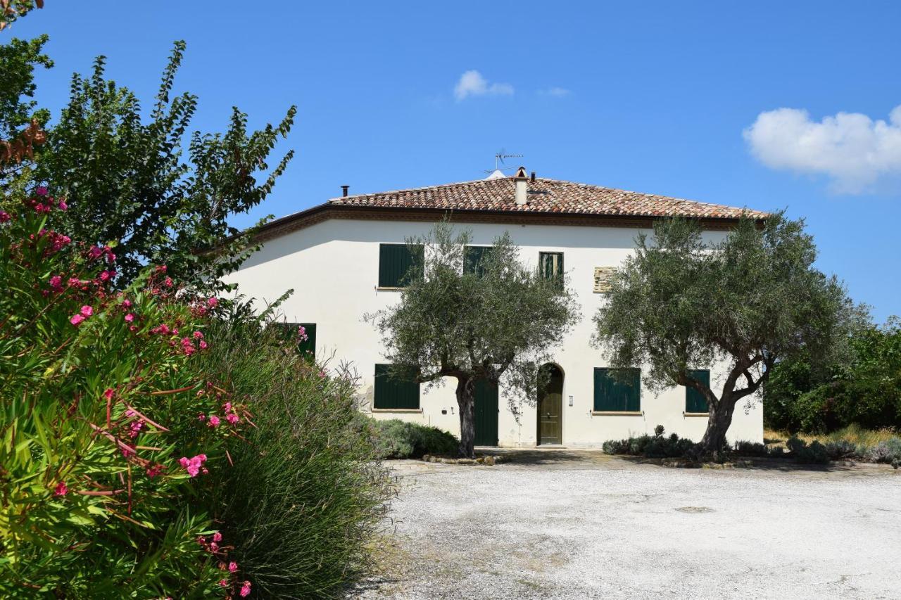 Borghetto Country Apartments Saludecio Exterior photo